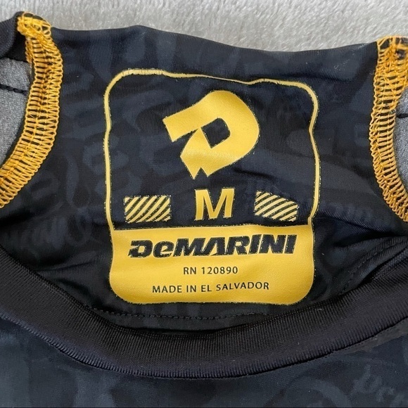 DeMarini Fitted Long Sleeve Mock Neck Active Shirt Black Print Size Medium - Picture 6 of 8